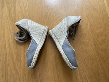 Espadrillas con zeppa castaner