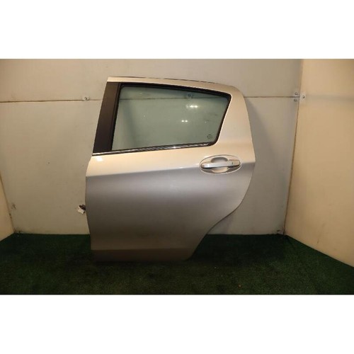Porta post toyota yaris - toyota,