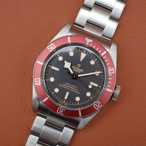 Tudor black bay heritage - tudor,