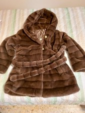 Pelliccia ecologica marrone