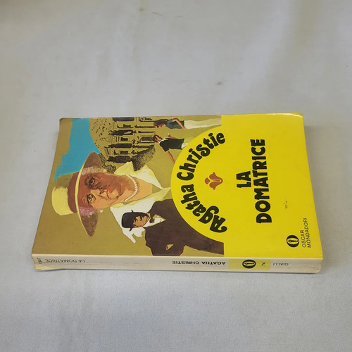 Domatrice - (agatha, christie)