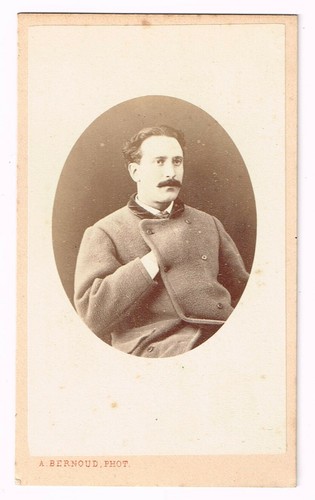 Fotografia uomo cappotto - uomo, in
