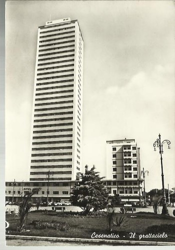 Cesenatico grattacielo - cesenatico, il