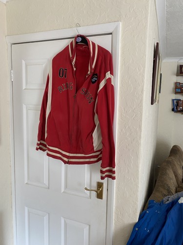 Preloved - , 🥰