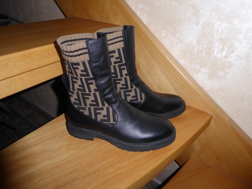 Fendi bellissimi stivaletti
