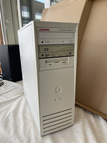 Retro tower compaq - retro, pc