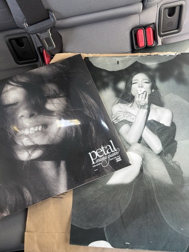Ariana grande indie exclusive - ariana,
