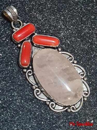 Rose quartz red - &,