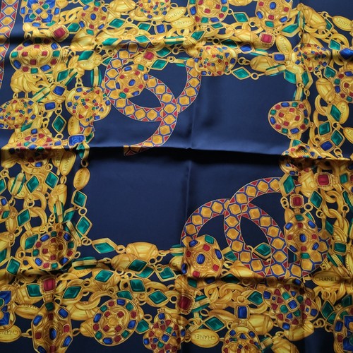Foulard chanel - foulard,