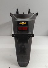 PARAFANGO POSTERIORE SUZUKI SIXTEEN 125 150 2007 2008 2009 2010 2011 2012 2013