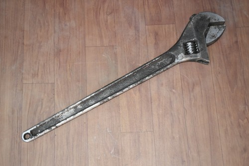 Pinza per utensili chiave
