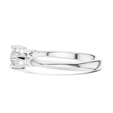 Anello con diamanti taglio