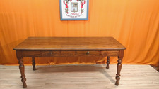 Tavolo rettangolare in legno