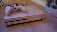 Microsoft Xbox One S 1TB Console - Bianco+Fifa18,19, Fifa 25+ Forza Horizon 3