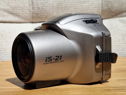 Olympus 35mm pellicola - is-21,