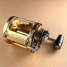 Mulinello da pesca in acqua