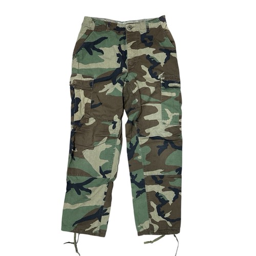 Pantaloni militari