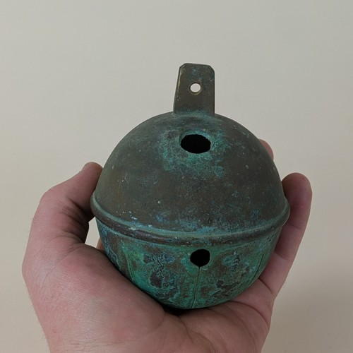 Grande campana relè cavallo