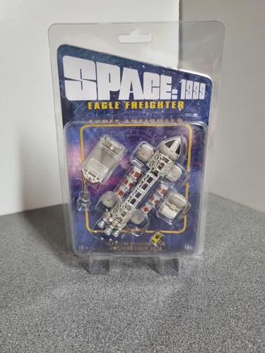 Sixteen space 1999 - space,