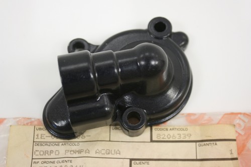 Water pump cover water pump