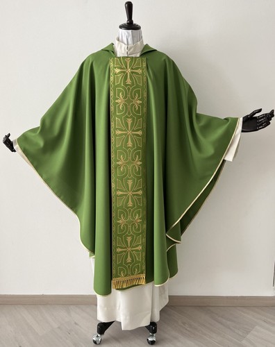 Casula verde con stolone verde