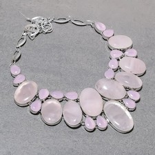 Collana bigiotteria fatta a