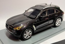 1/43 INFINITI FX50S 2010 MOKA