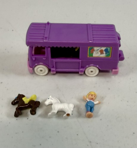 Polly pocket stable the - polly, on