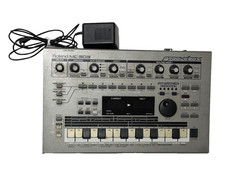 Roland 303 groovebox rhythm - roland,