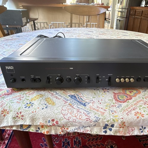 Nad 1300 preamplificatore - 1300,
