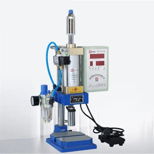 Pressa pneumaticapunzonatrice - pressa,