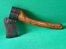ANTICA E RARA VECCHIA ACCETTA ASCIA SCURE IN FERRO BATTUTO E FORGIATO. CT39