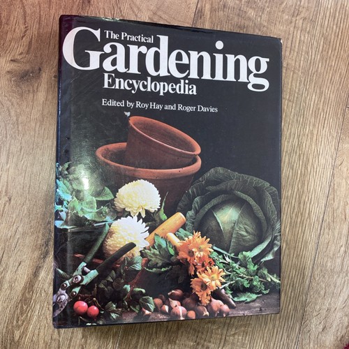 The practical gardening - practical,