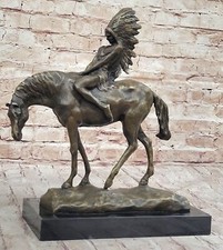 Scultura In Bronzo Di Cavallo
