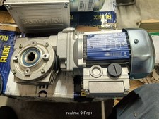 Motoriduttore  trifase VF 44 