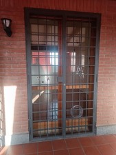 grate in ferro Misure: - Interno grata: 68 x 232 cm - Telaio: 236,5 x 135