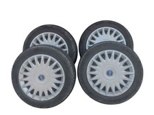 4 Cerchi In Ferro Completi di Gomme usate invernali 175 65 R15 Michelin 