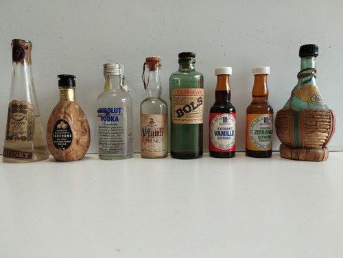 Lotto bottigliette liquore - lotto,