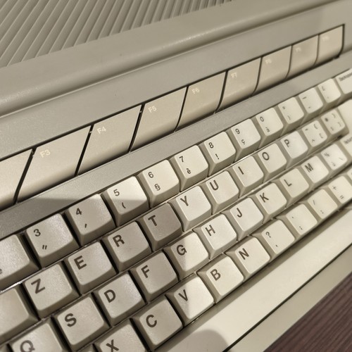 Atari 1040ste 220 240v solo - 1040ste,
