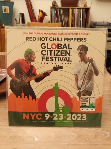 Red hot chili peppers - red,