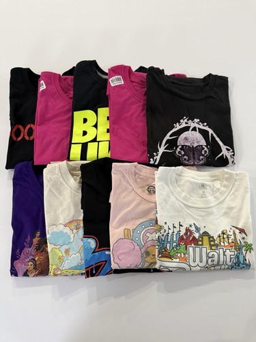 Women graphic shirt lot - graphic, t-shirt