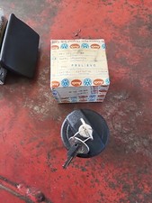 TAPPO SERBATOIO CARBURANTE ORIGINALE VW 443201551AA COPPIA CHIAVI ANNO 1987