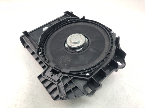Subwoofer bmw f10 9195199 - subwoofer,