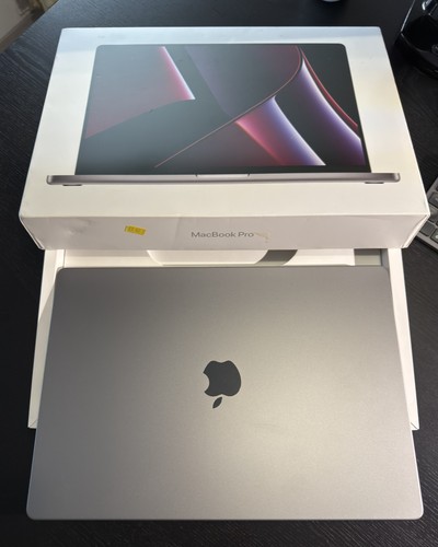 Apple macbook pro - 2023, m2