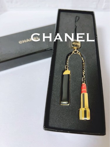 Chanel rossetto motivo charm - chanel,