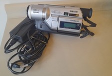 SONY Handycam digital 8 100X TRV320E
