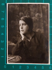 FOTO DONNA PRIMO PIANO  SAN