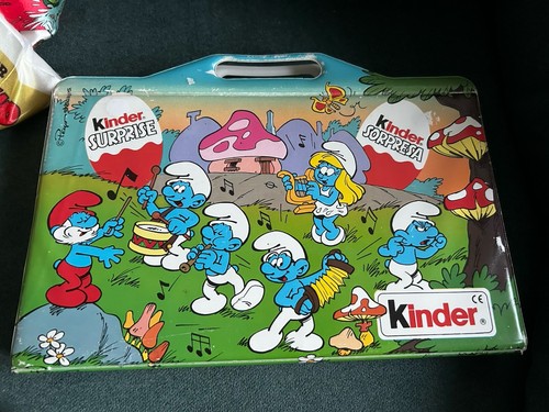 Puffi diorama valigetta kinder - puffi,