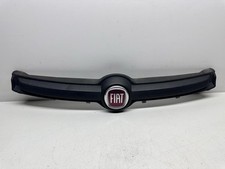 MASCHERINA ANTERIORE PER FIAT Panda 3° Serie 735520656 (12>)