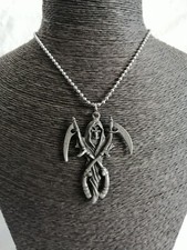 Collana in acciaio con ciondolo Santa Muerte morte con doppia falce nuova